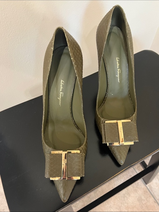 Salvatore Ferragamo Shoes - Salvatore Ferragamo Olive Green Pointed Toe Bow Pumps with Gold Accent